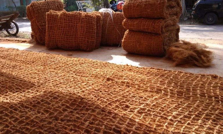 Cocomesh Adalah Geotekstil Alami untuk Reklamasi & Erosi