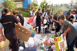 memilah sampah
