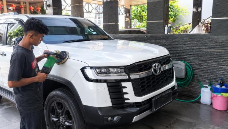 Salon Mobil Panggilan ke Rumah untuk Perawatan Praktis